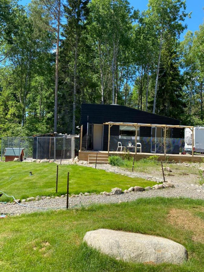 Tiny House In The Middle Of Nature Åkersberga Exterior foto