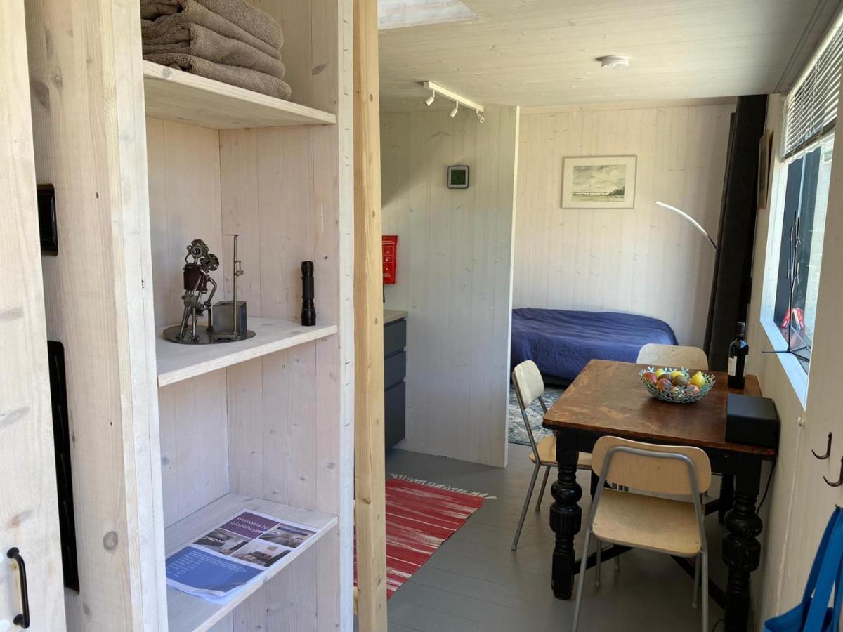 Tiny House In The Middle Of Nature Åkersberga Exterior foto